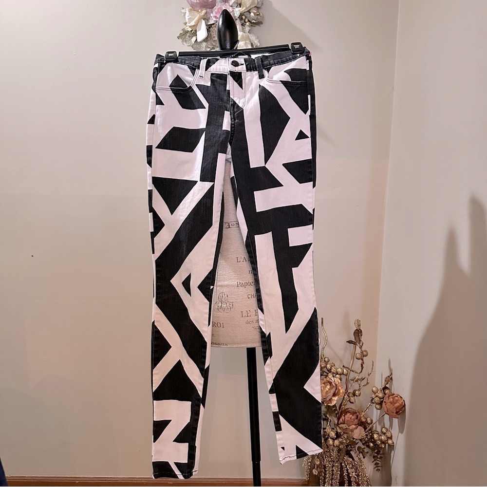 J Brand Supper Skinny 26